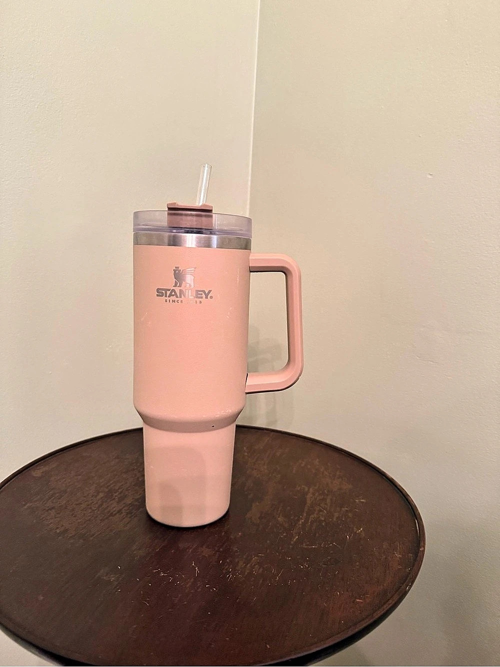 Stanley Quencher H2.0 FlowState Tumbler 40 oz beige